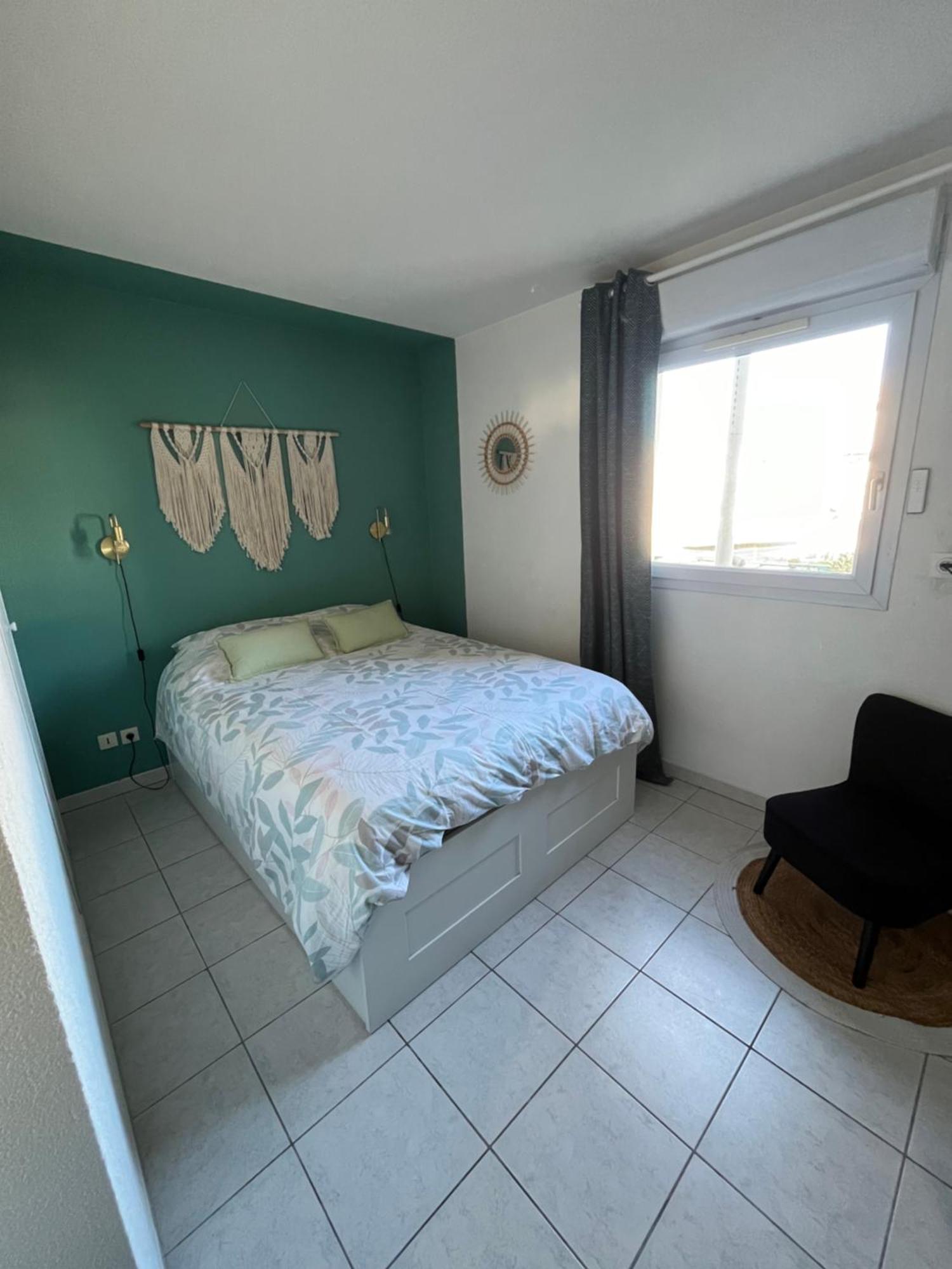 Joli T2/ Tram/ Clim/ Parking/ Wifi/ Piscine Apartment Montpellier Exterior photo