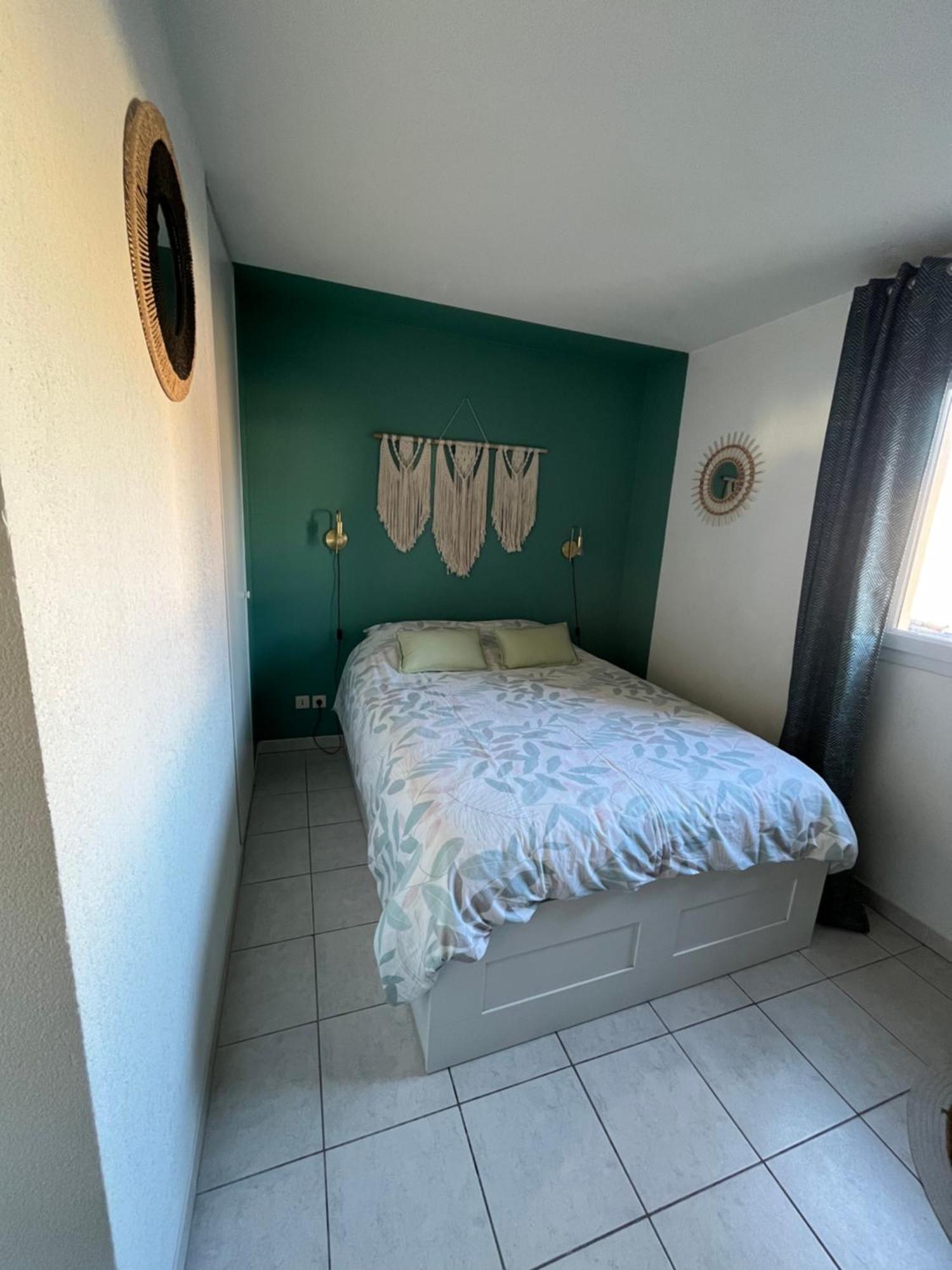 Joli T2/ Tram/ Clim/ Parking/ Wifi/ Piscine Apartment Montpellier Exterior photo